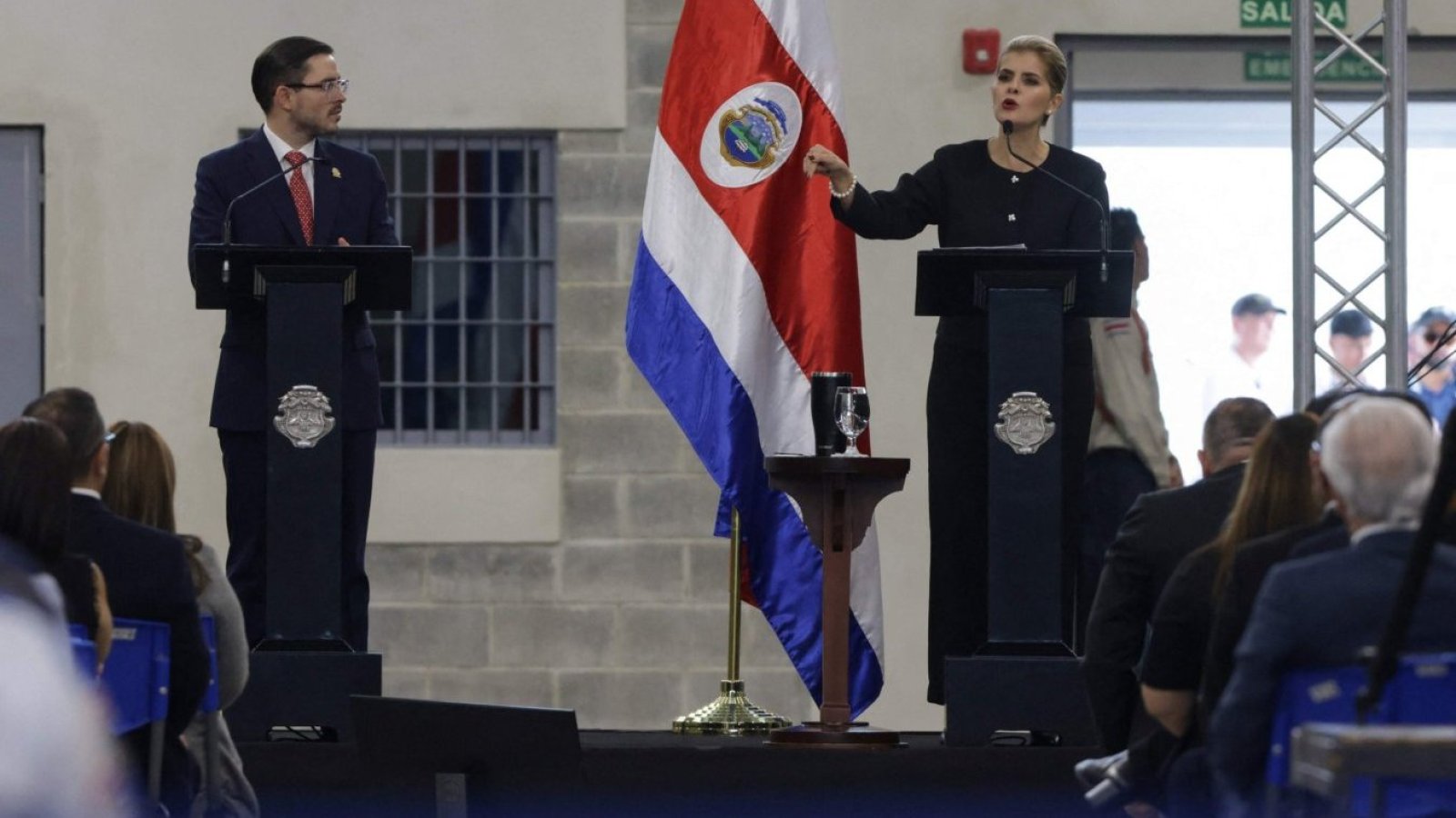 Costa Rica inaugura megacárcel al estilo Bukele para endurecer lucha contra el crimen
