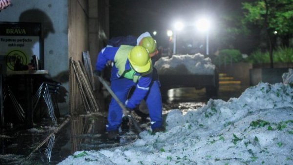 Balance tras tormenta en la RM: viviendas dañadas y cortes de luz