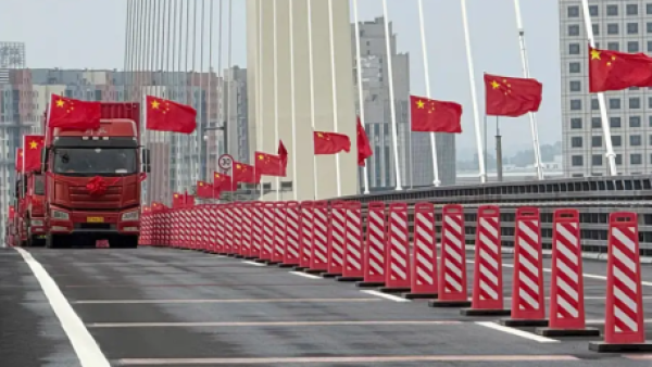 China y Corea del Norte abren su principal paso fronterizo terrestre