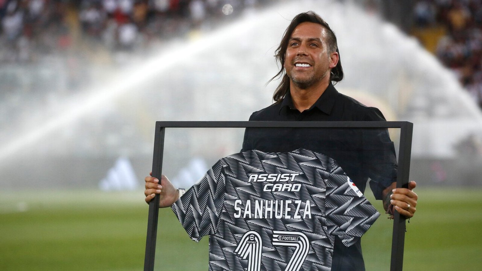 "Es un jugador probado": Los dos refuerzos que Arturo Sanhueza aprueba para Colo Colo
