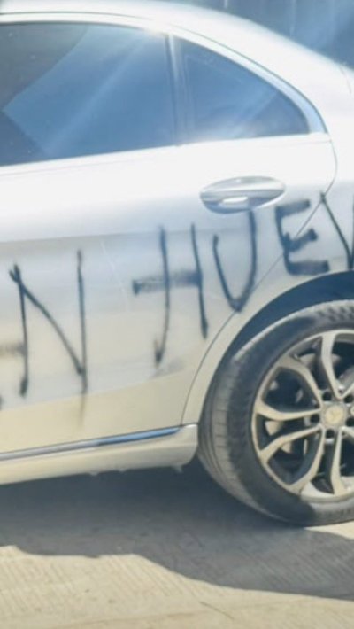 Indignación en Colombia: Así quedó el auto de exjugador de Colo Colo