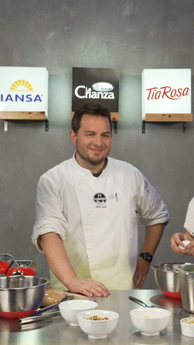 Una visita de lujo: El chef Heinz Wuth de "Soy Ciencia y Cocina" visitó el react de "MasterChef Chile"