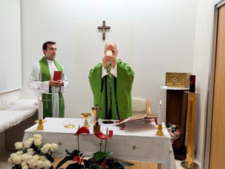 Papa León XIV abandona el hospital tras cirugía por cáncer de pulmón: retomará sus actividades este domingo