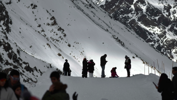 Avalancha en Portillo: Armada de Chile despliega sus capacidades para reforzar búsqueda de persona desaparecida
