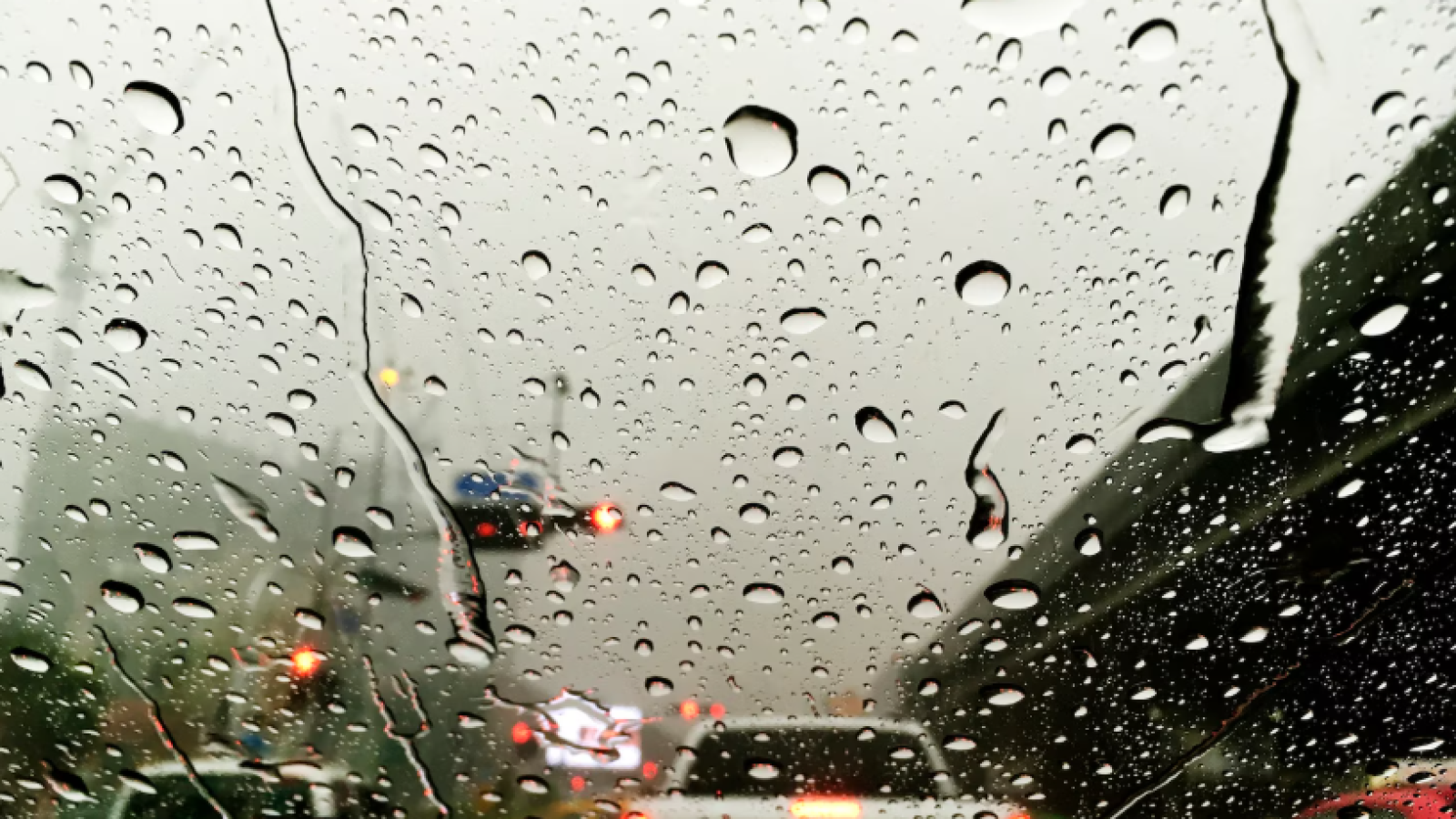 Nuevo sistema frontal en Chile: anuncian tormentas eléctricas, granizos y fuertes lluvias para esta semana
