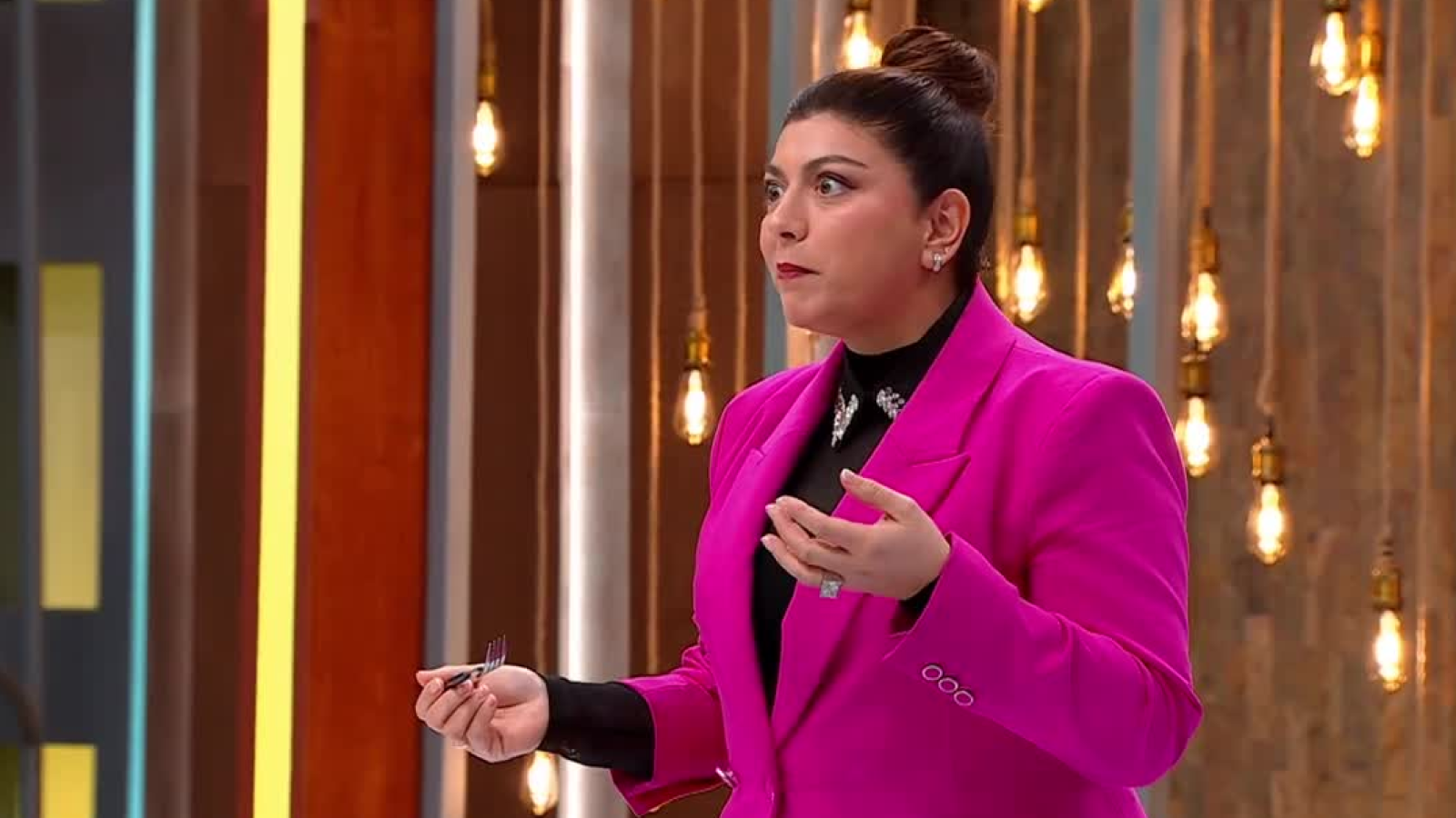 "El mejor plato que he probado en toda la competencia": El equipo naranjo maravilló a la chef Fernanda
