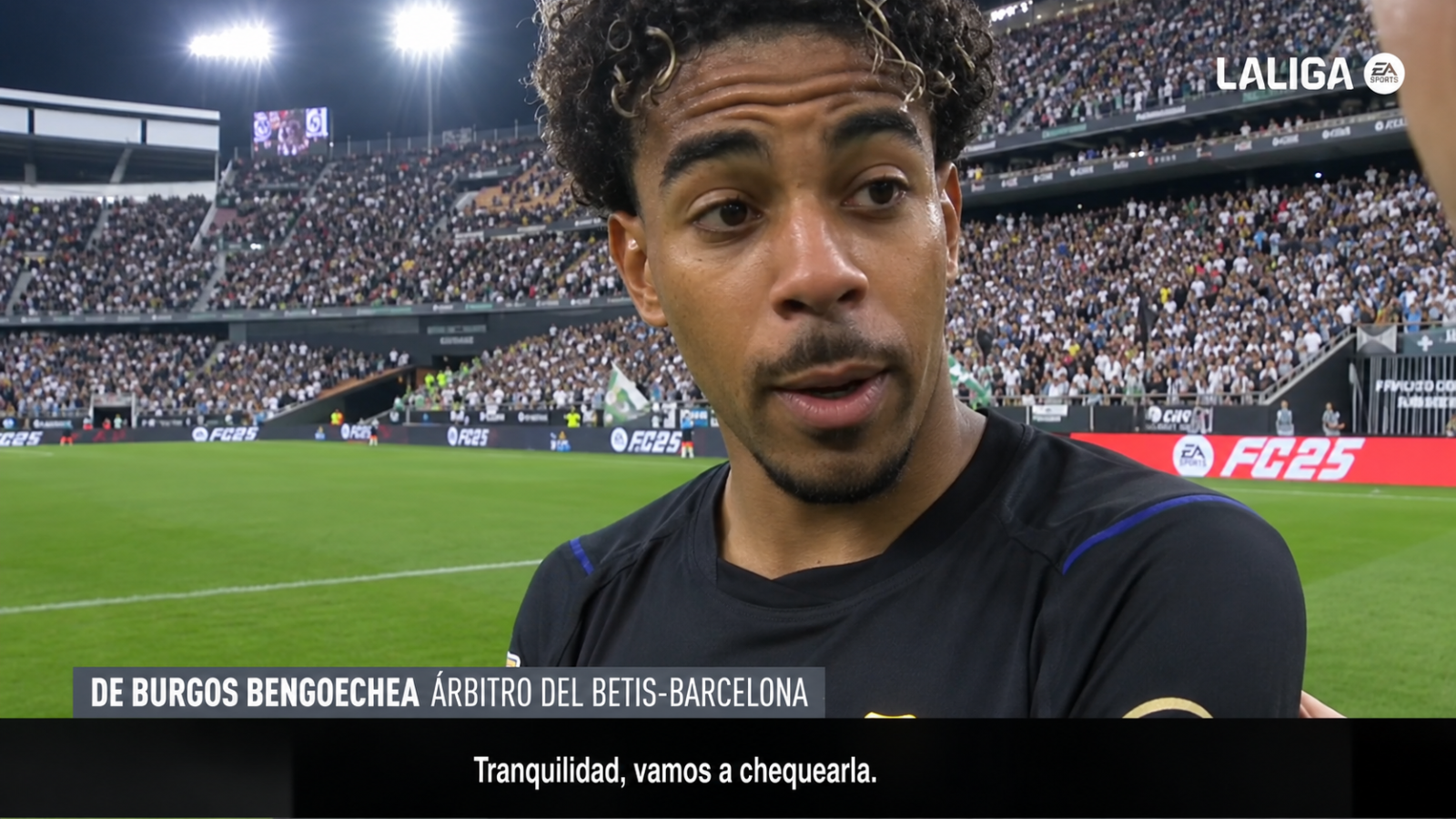 "Es lo que me piden": Escándalo tras audio del VAR que benefició al Barcelona ante Betis
