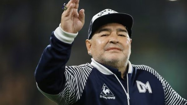 "Maradona: sus últimos 14 días": así será el documental que reconstruye la muerte del astro argentino