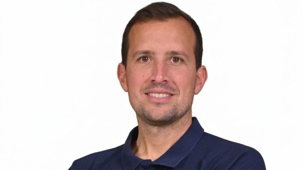 Doctor en Ciencias del Deporte es el nuevo gerente deportivo de Universidad Católica