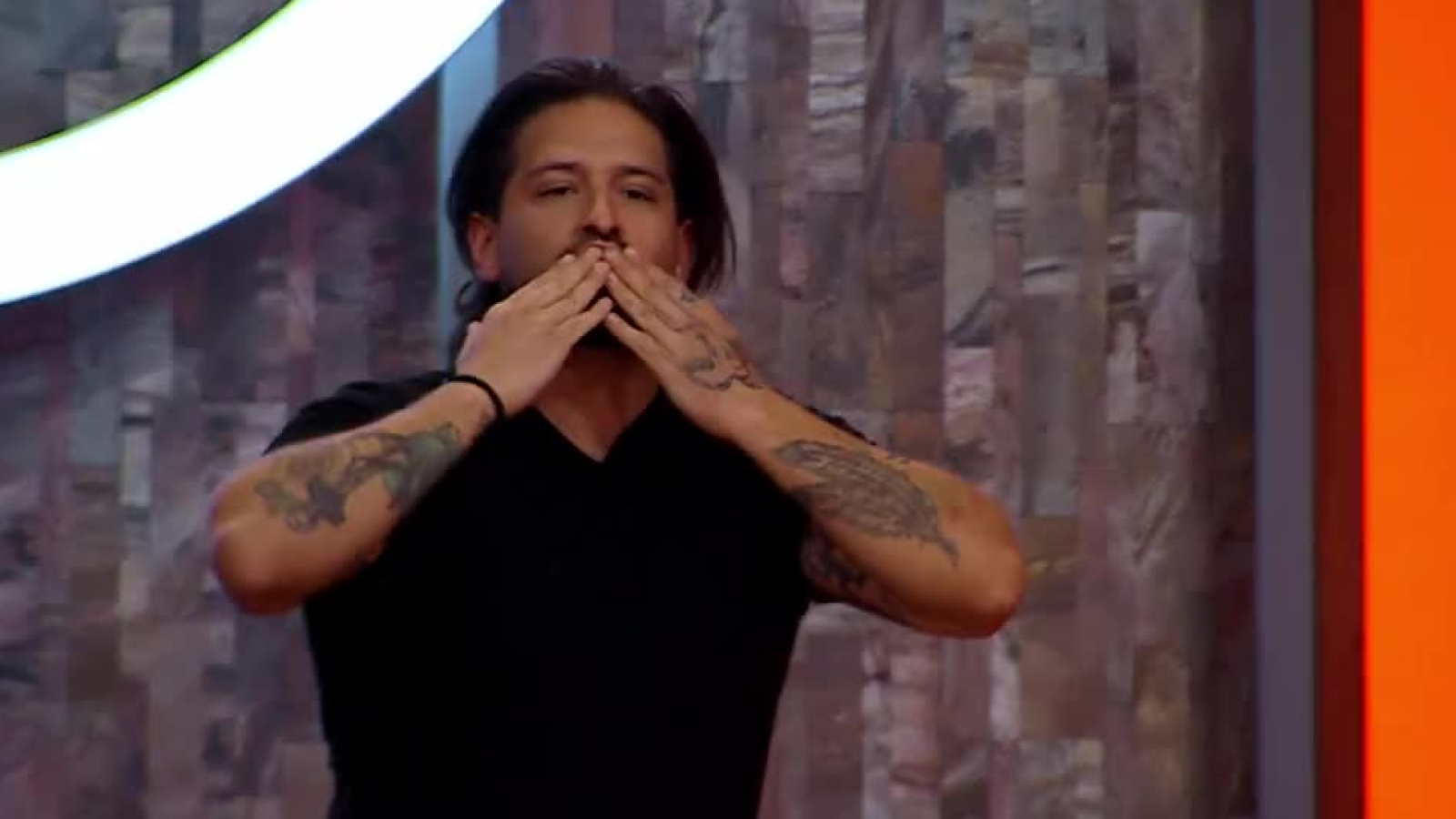 "Me voy con la frente en alto": Felipe es el nuevo eliminado de Masterchef

