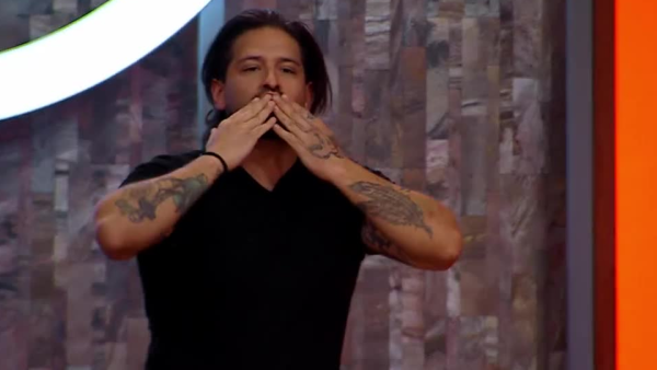 "Me voy con la frente en alto": Felipe es el nuevo eliminado de Masterchef
