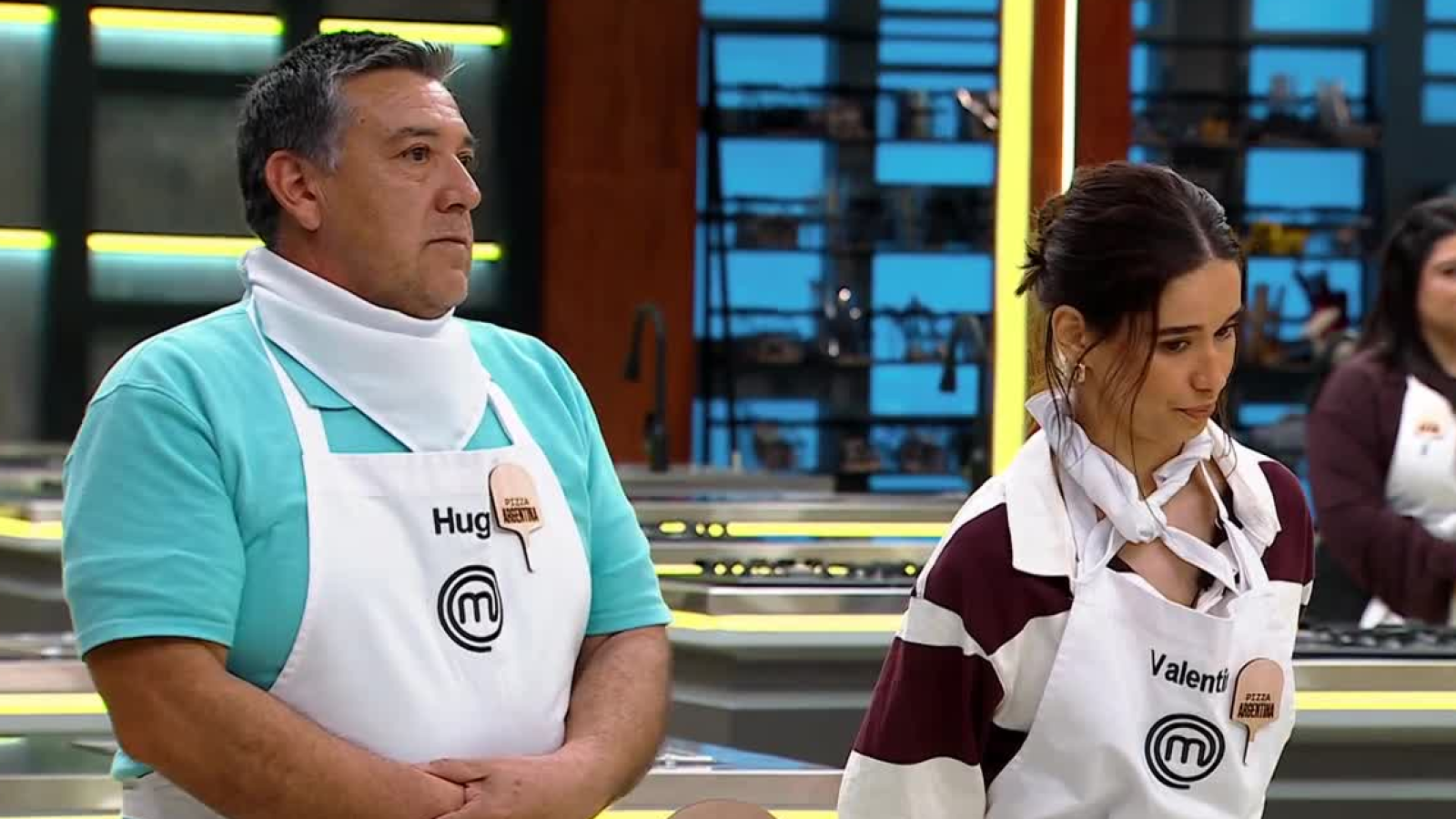 Pelearon y le querían echar mayonesa: Todo mal con la pizza Argentina del equipo blanco
