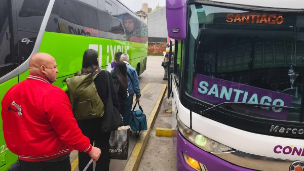 Viajar desde regiones a Santiago por conciertos: Las claves para ahorrar hasta un 60%