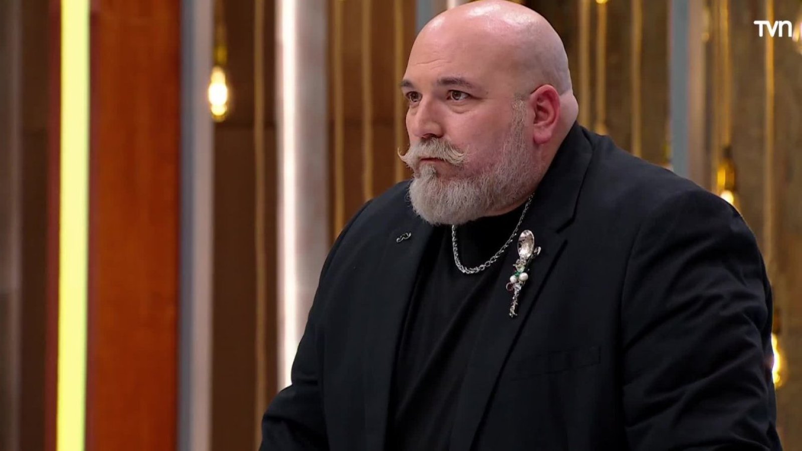 ¡Un plato explosivo! Nattida y Santo dejaron al chef Juanma sin palabras con su picante preparación
