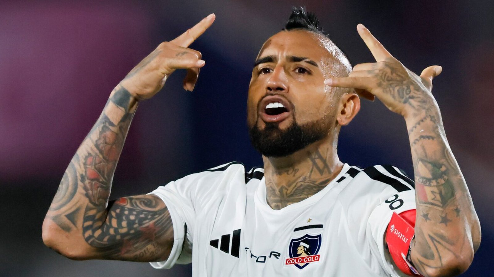 Campeón en el clásico: La fórmula que ilusiona a los hinchas de Colo Colo
