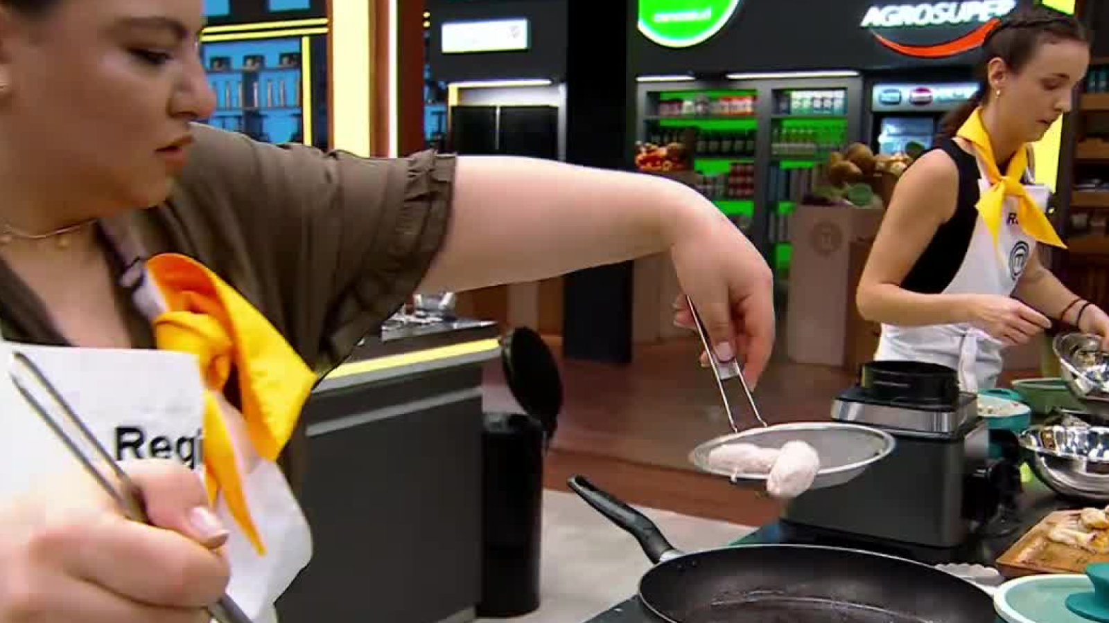 A Regina se le rompió la tripa de la vienesa: Las dificultades acechan al equipo amarillo
