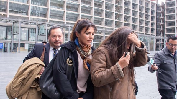 "No he atropellado a nadie": Ivette Vergara entrega licencia de conducir tras formalización
