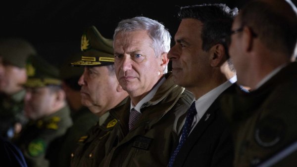 Presidente Kast suspende agenda en el norte y vuelve a Santiago por sistema frontal