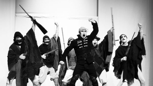 Teatro al aire libre: "El Húsar de la Muerte" llega con función gratuita al Parque Almagro