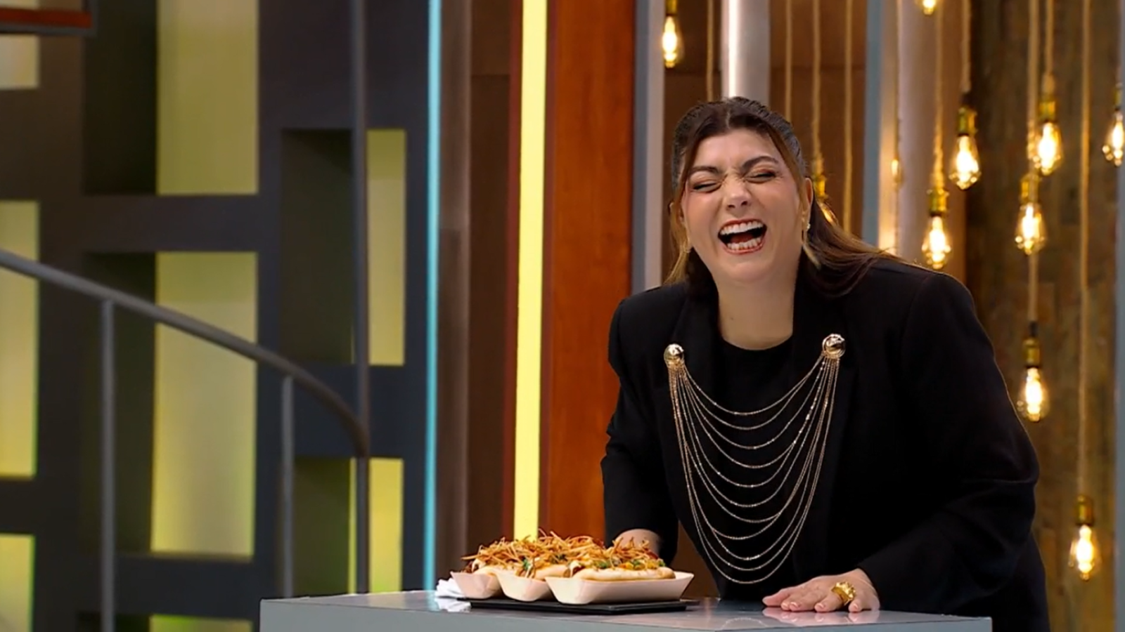 Sabor y risas: Chef Fernanda celebra al "charquipleto" con divertido momento en "MasterChef Chile"
