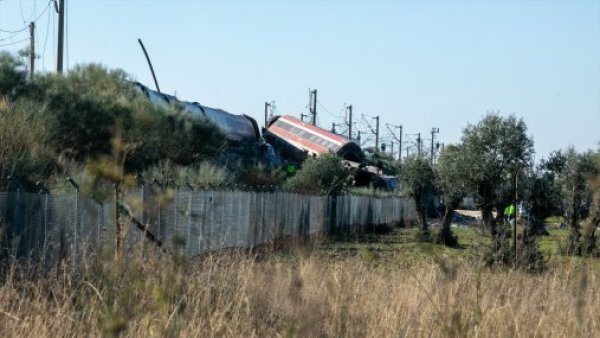 "Un fallo humano": Entregan la primera hipótesis del accidente ferroviario con al menos 30 muertos en España