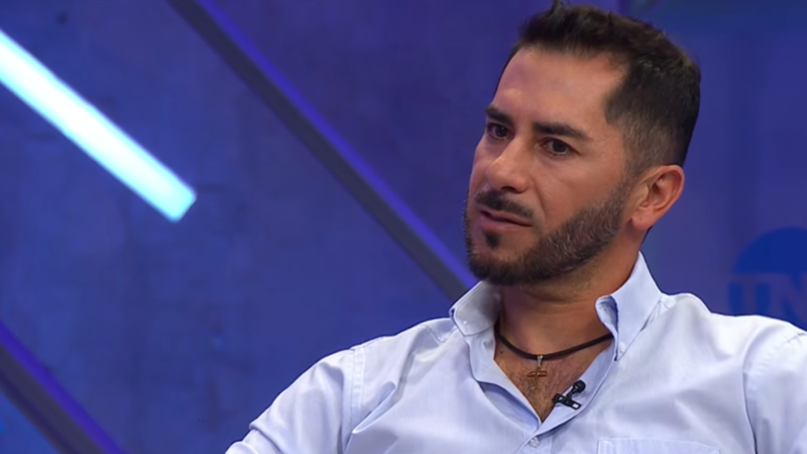"Baja el tono, no estás hablando...": El tenso momento de Johnny Herrera en el programa
