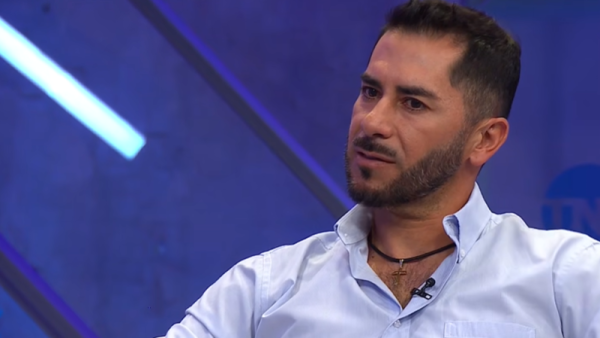 "Baja el tono, no estás hablando...": El tenso momento de Johnny Herrera en el programa