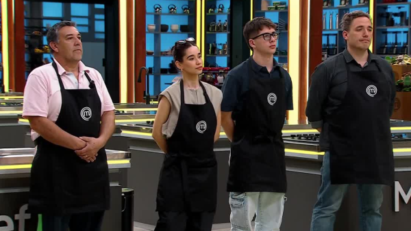 Se les suma Stana: Estos son los delantales negros que buscarán no irse de Masterchef