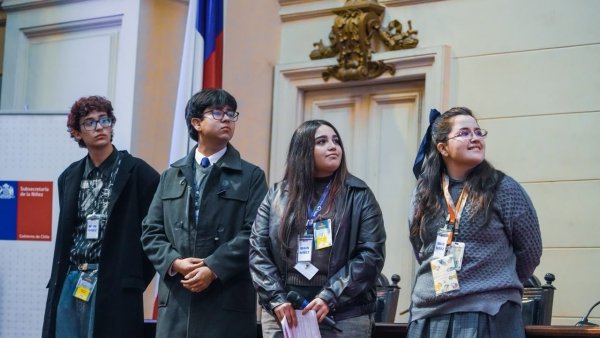 Adolescentes de 12 a 16 años podrán representar a la Región Metropolitana en el Consejo Consultivo 2027