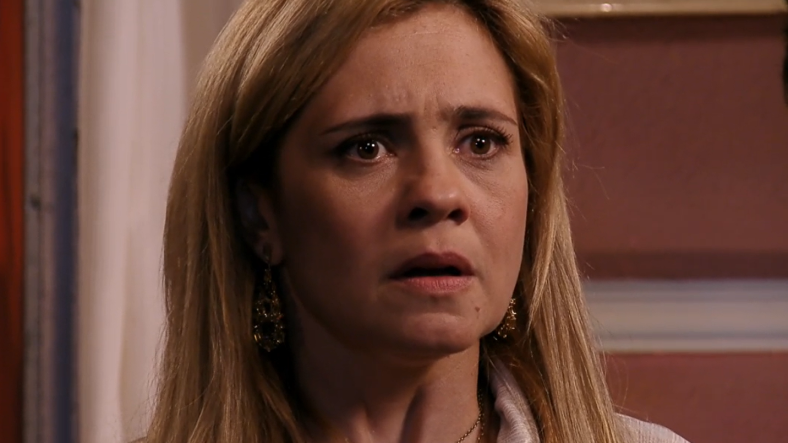 Avenida Brasil - T1E147 | El pasado de Carmina
