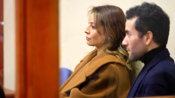 Carabinero es formalizado por cohecho tras pedir millonario préstamo a Camila Polizzi durante su arresto domiciliario